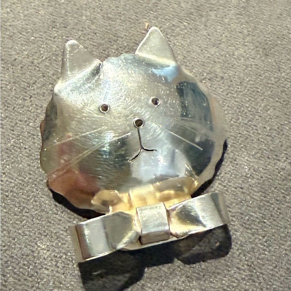 Sterling Silver Cat Face Brooch
